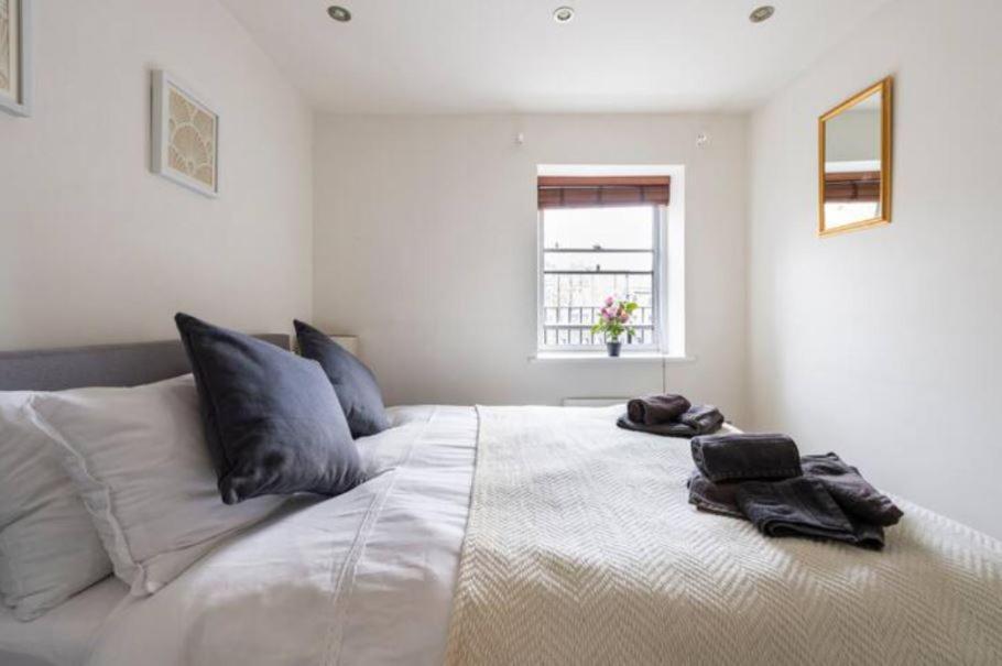 Super Central beautiful 3 Bedroom Londra Exterior foto