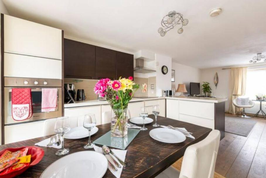Super Central beautiful 3 Bedroom Londra Exterior foto