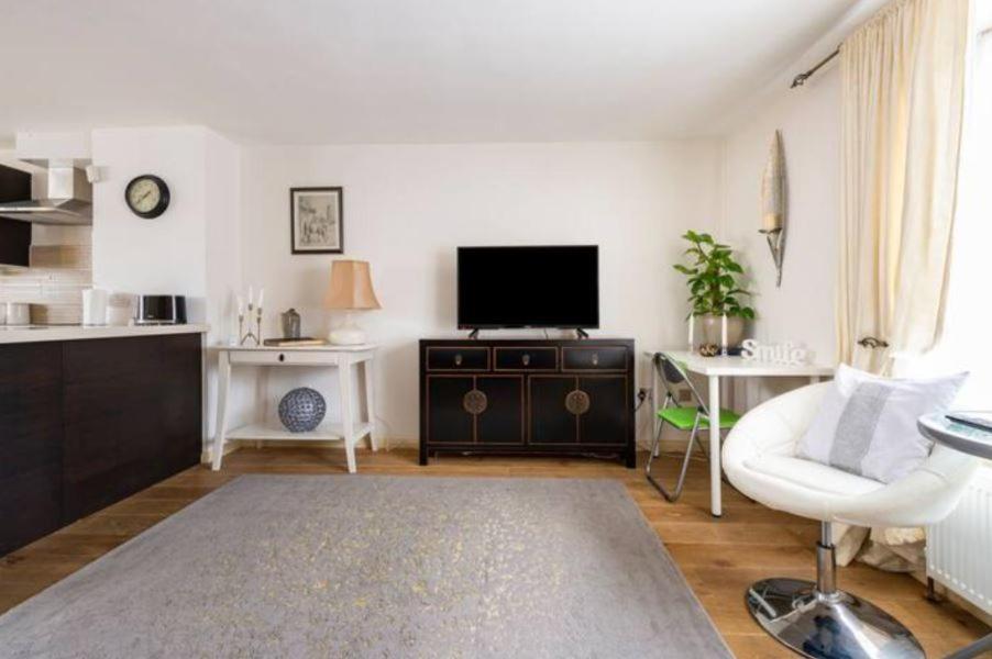 Super Central beautiful 3 Bedroom Londra Exterior foto