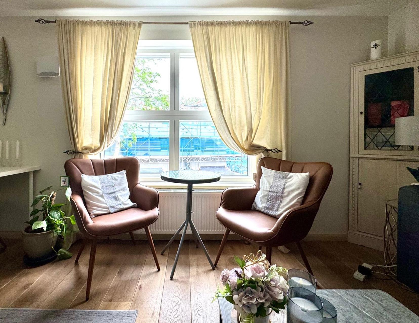 Super Central beautiful 3 Bedroom Londra Exterior foto